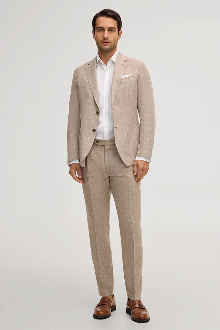 Mène à la page produit « Veste modulable Giorno en mélange de lin, de laine et de soie, chinée brun clair »