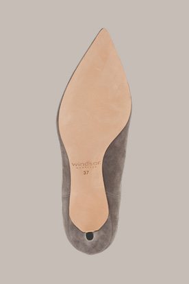 Bottines by Unützer en cuir de chèvre velours, couleur taupe