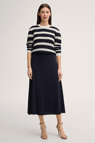 Crepe-Midi-Rock in Navy