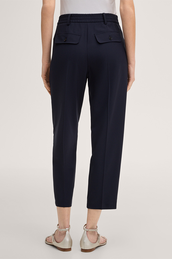 Schurwoll-Bundfaltenhose im Jogger-Stil in Navy