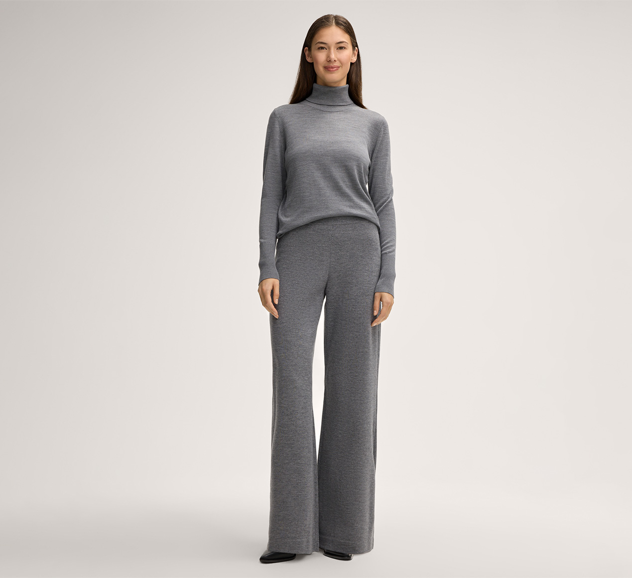 windsor. presents the product Knitted Merino Marlene Trousers in Beige and Grey from the category Knitwear