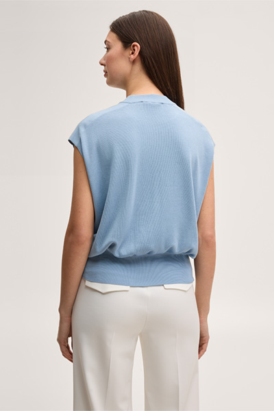 Leads to product detail page "Light blue silk-cotton blend knitted shirt"