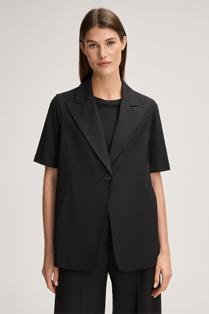 Führt zu Produktdetailseite „Schurwoll-Weste mit Revers in Schwarz"