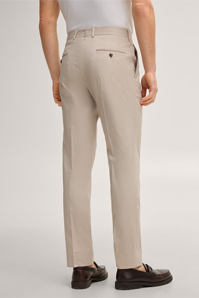 Führt zu Produktdetailseite „Baumwollmix-Hose Santios in Beige"