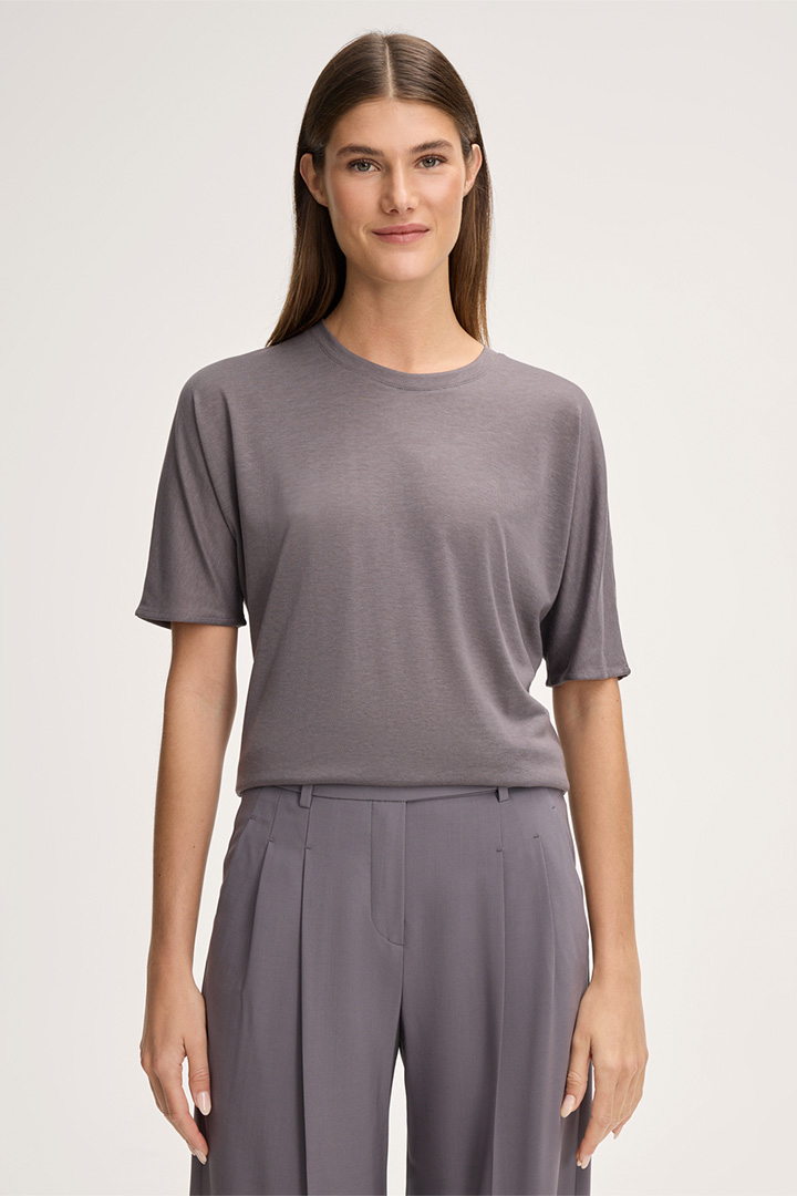 Leads to product detail page "Short-sleeved Lyocell/Cotton Shirt in Mauve"