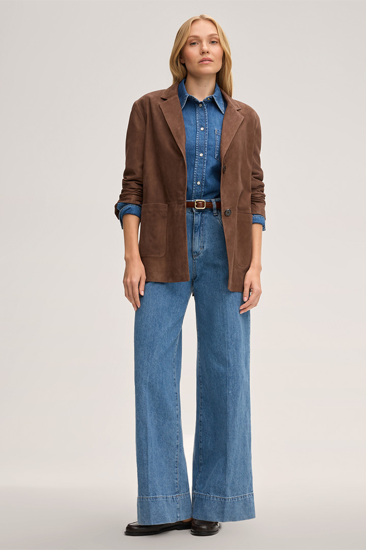 Führt zu Look-Detailseite „Shop the look: Jeans-Kombination in in Mid Blue washed“