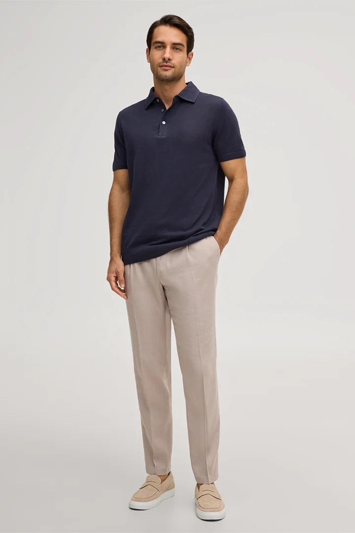 Führt zu Produktdetailseite „Leinenmix-Polo Lindo mit Baumwolle in Navy"