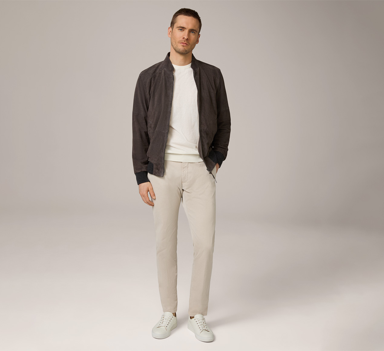 windsor. präsentiert das Produkt Ziegenvelours-Leder-Blouson Borello in Anthrazit aus der Kategorie Lederjacken & Shirtjackets