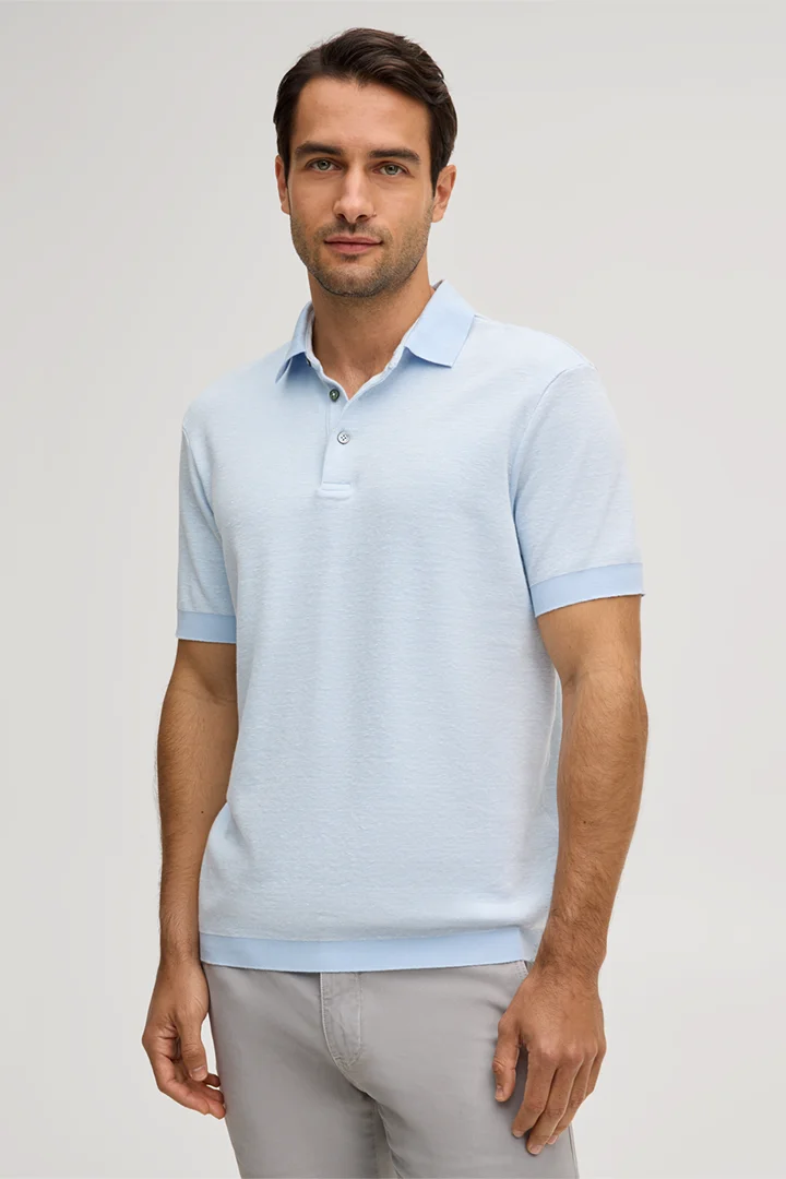 Führt zu Produktdetailseite „Baumwollmix-Polo Tulio mit Leinen in Hellblau meliert"