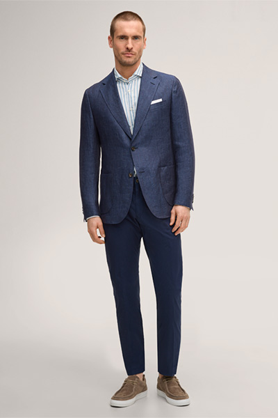 Leads to product detail page "Linen jacket in navy herringbone"