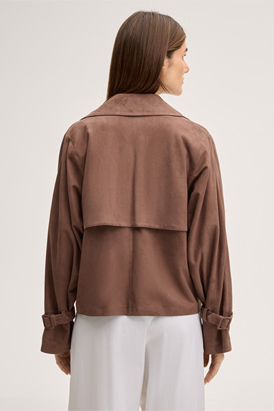 Veste trench en cuir d’agneau velours, en marron