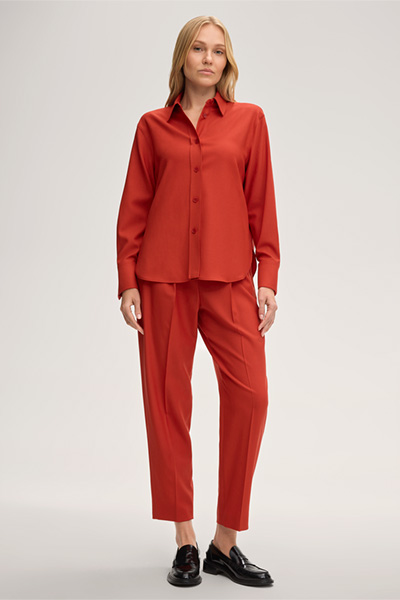 Schurwollstretch-Twill-Hemdbluse in Rot