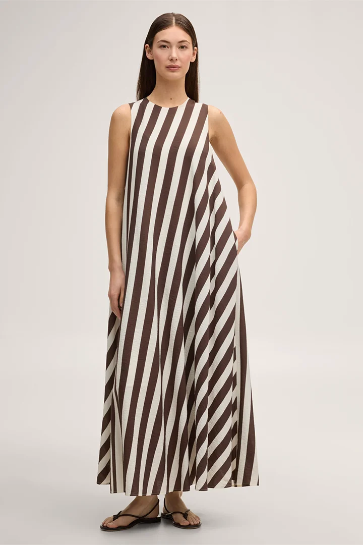 Leads to product detail page "Viscose-linen blend maxi dress in ecru and dark brown stripes"