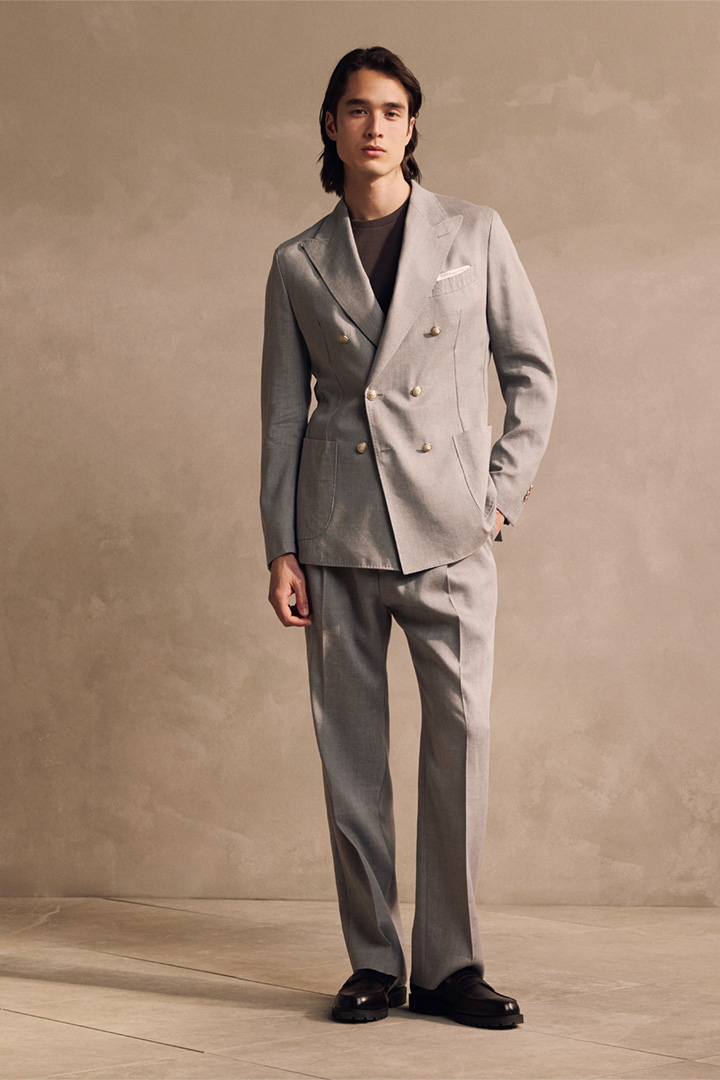 Führt zu Look-Detailseite „Shop the look“