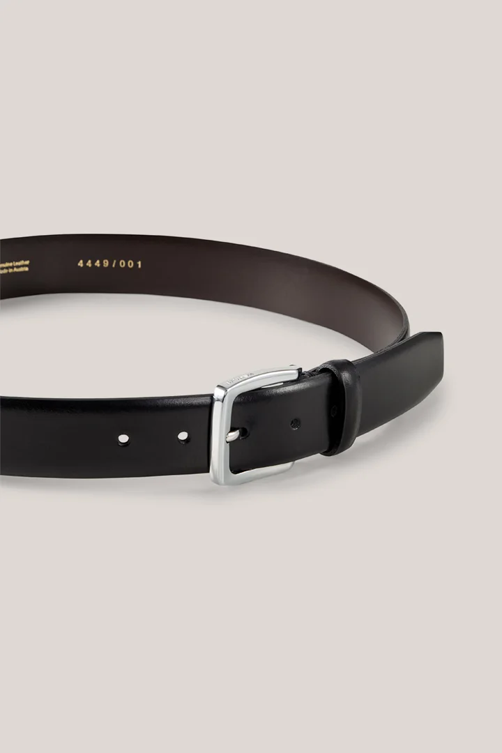 Führt zu Produktdetailseite „Ledergürtel in Schwarz"