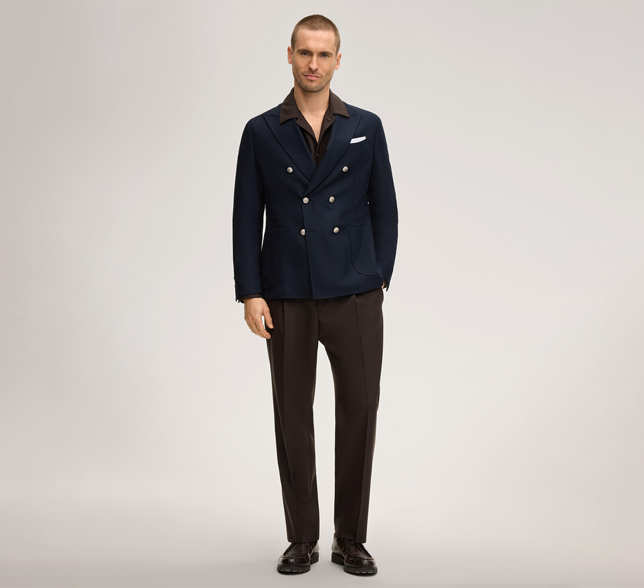 windsor. presents the product Francos Modular Virgin Wool Trousers with Waist Pleats in Brown from the category Trousers & Jeans