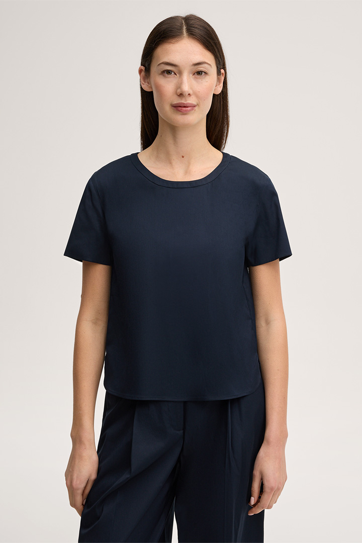 Führt zu Produktdetailseite „Baumwollstretch-Kurzarm-Bluse in Navy"