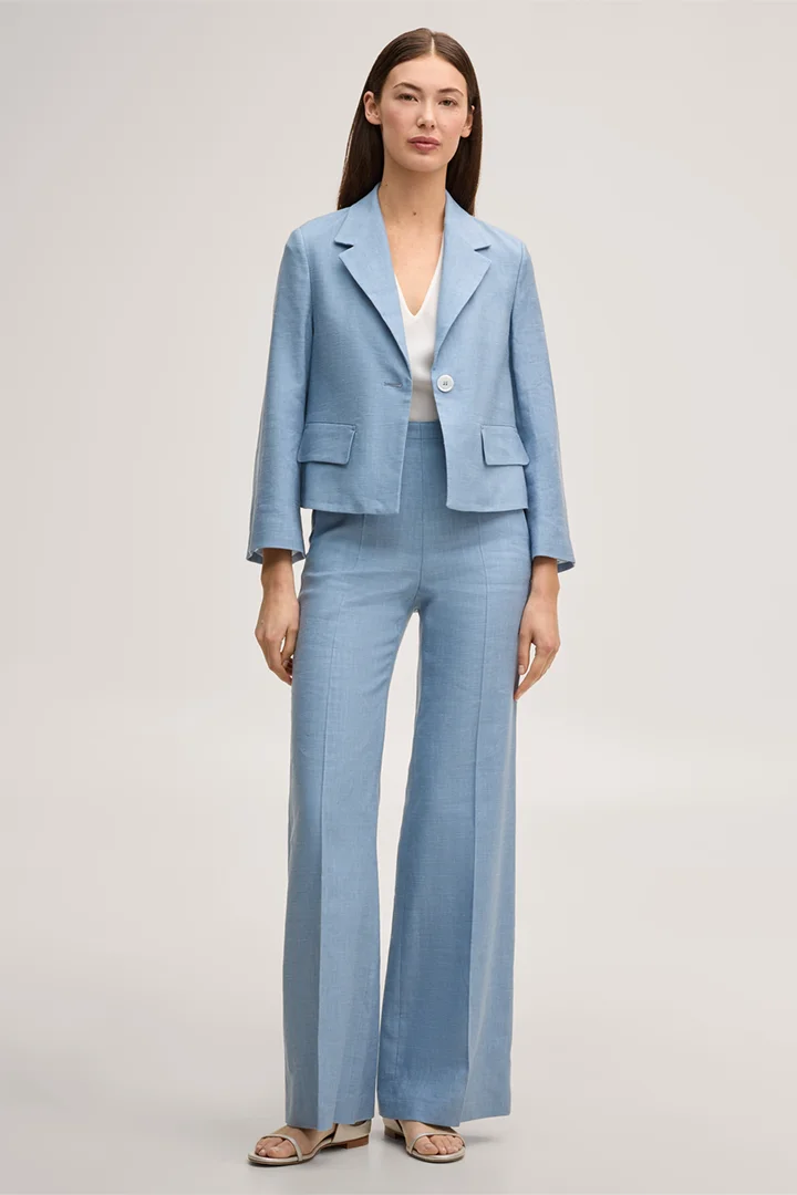 Mène à la page produit « Pantalon Marlene en lin stretch bleu clair »