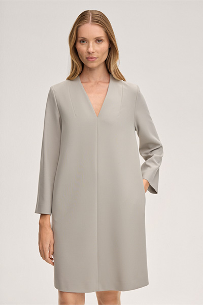 Crepe-Shift-Kleid in A-Linie in Beige