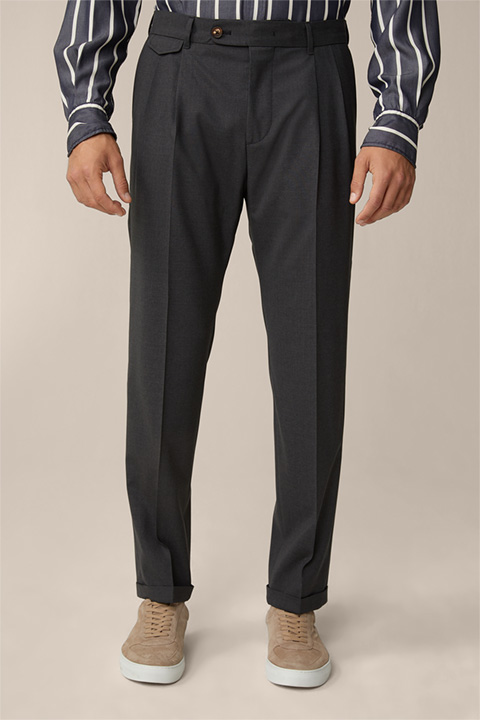 Serpo Modular Trousers with Pleats and Turn-Ups in Navy