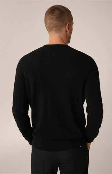 Cashmono Cashmere Round Neck Sweater in Black