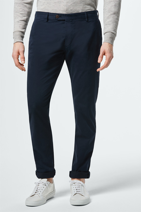 Chino Biarritz in Navy