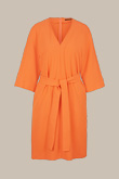 Crêpe-Kleid mit V-Ausschnitt und Bindegürtel in Orange