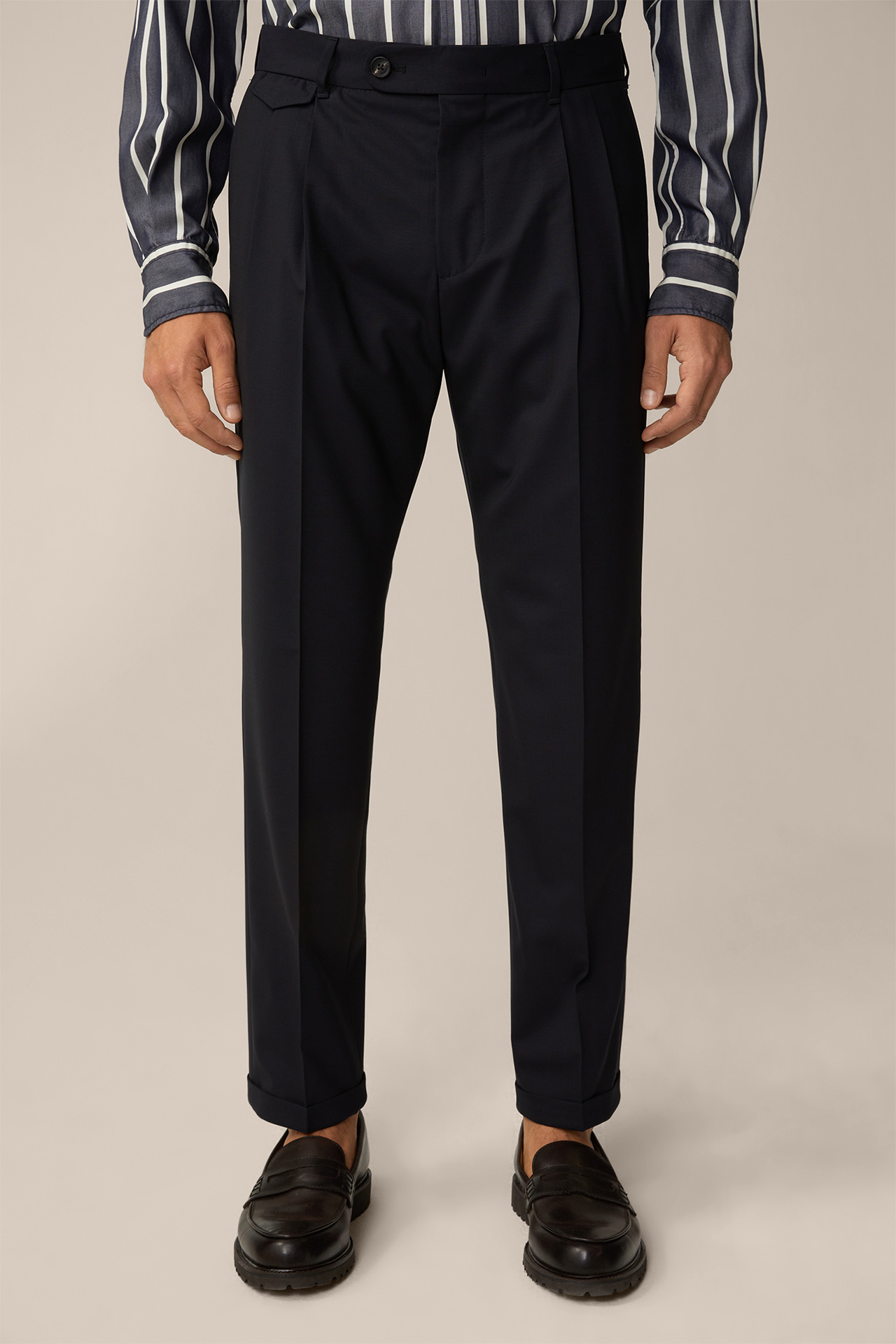 Serpo Modular Trousers with Pleats and Turn-Ups in Navy