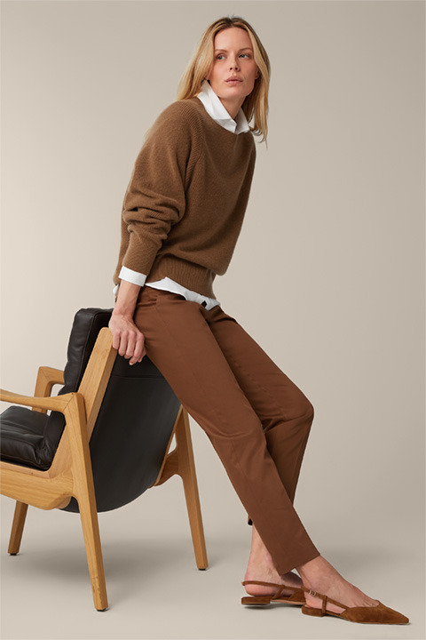 Cotton Stretch Trousers in Brown