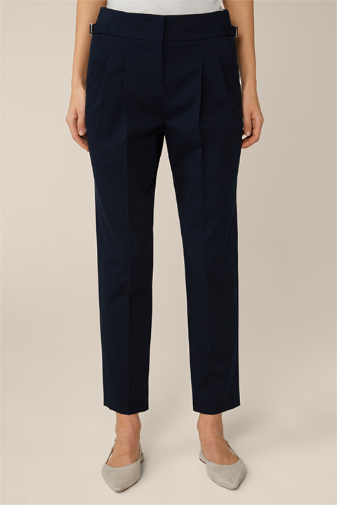 Cotton-Gabardine Pleat-fronted Trousers in Navy