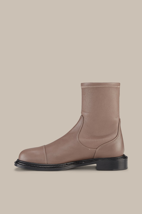 Lamb Nappa Leather Stretch Boots in Taupe by Unützer