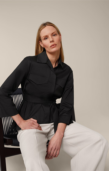 Cotton Stretch A-Line Blouse in Black