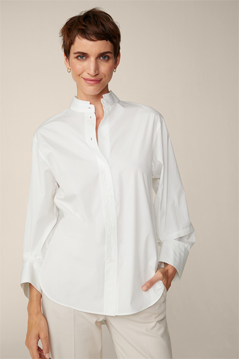 Popeline-Long-Bluse mit Stehkragen in Weiß