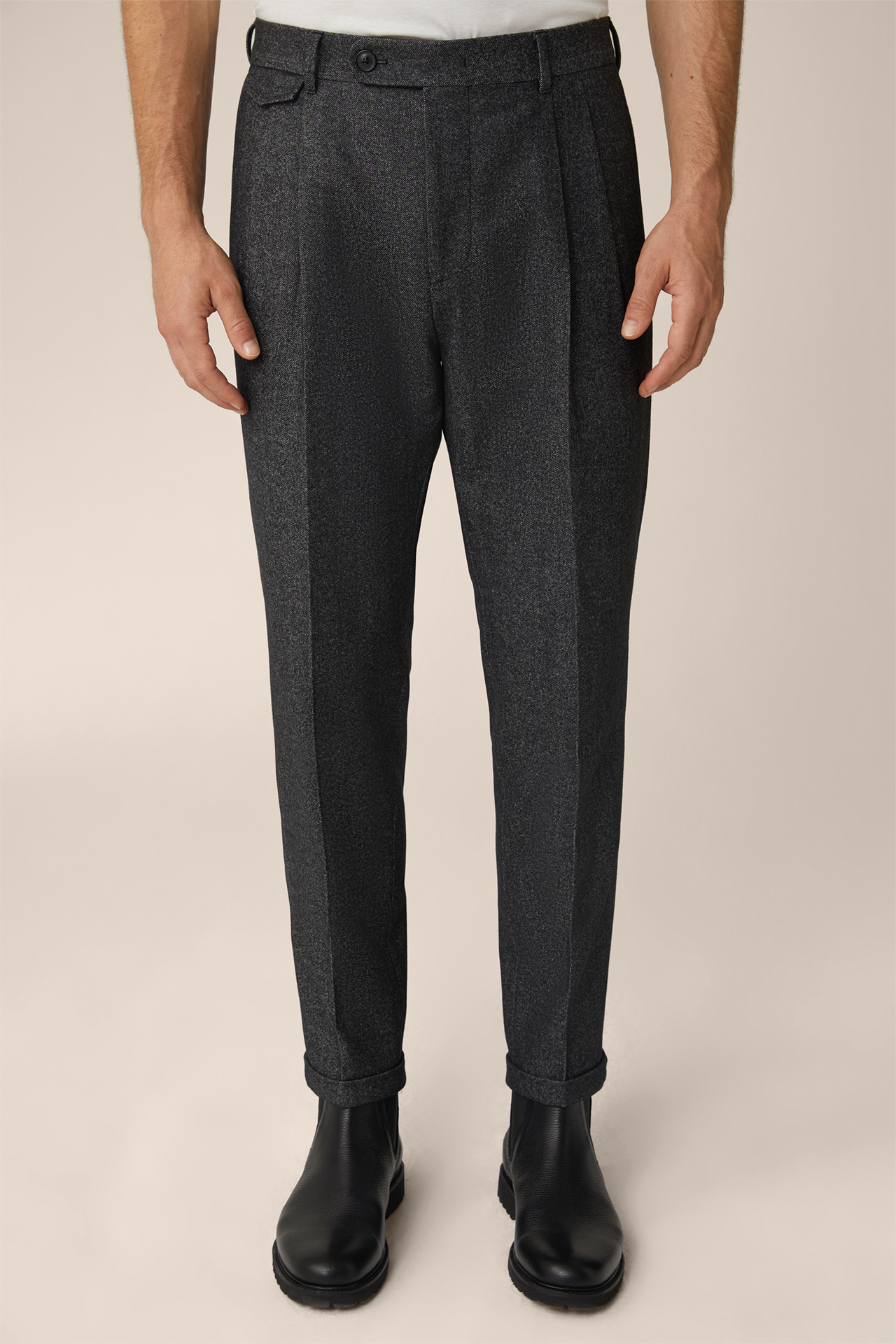 Pantalon Serpo en laine mélangée et cachemire à pinces, en noir chiné