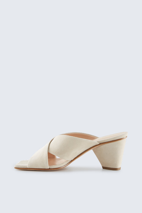 Veloursleder-Mules by Unützer in Sand-Beige