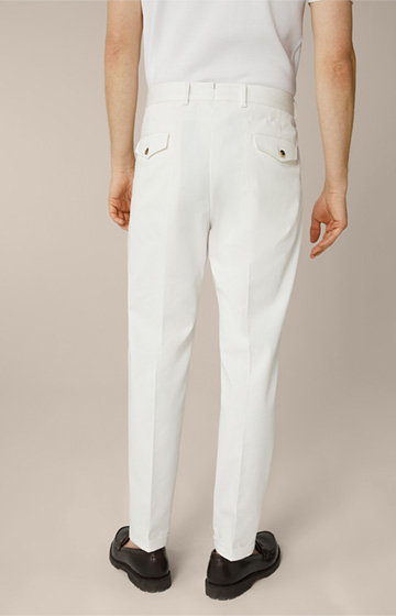 Serpo Cotton Blend Trousers with Pleat-front and Turn-up in Wool White