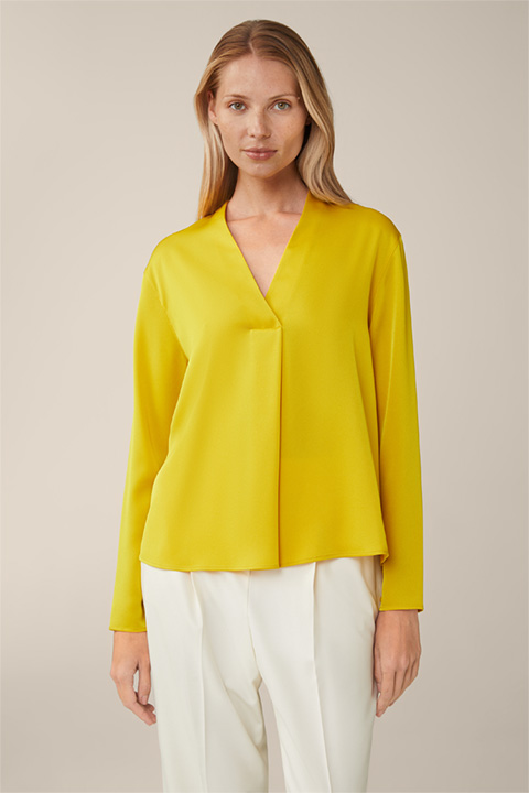 Long-Sleeved Crêpe Blouse in Yellow
