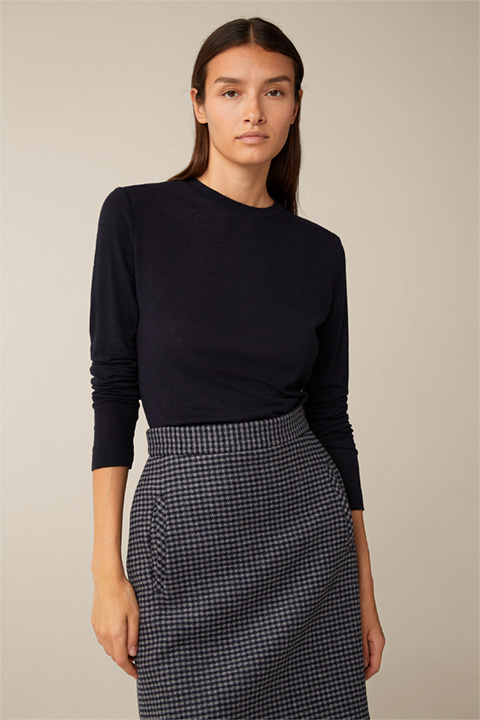 Lyocell-Wool Round Neck Pullover in Navy
