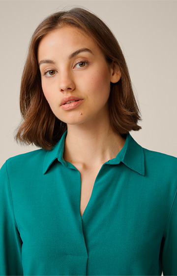 Wool Crêpe Shirt-style Blouse in Green