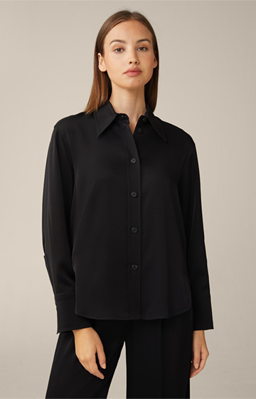 Long-sleeved Crêpe Shirt Blouse in Black