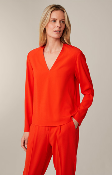 Crêpe Blouse with Shoulder Pads in Red