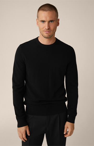 Cashmono Cashmere Round Neck Sweater in Black