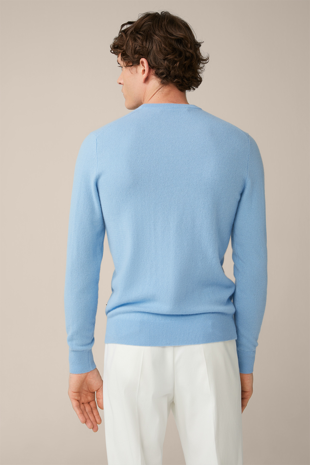 Cashmono Cashmere Round Neck Sweater in Light Blue - in the windsor.  Online-Shop