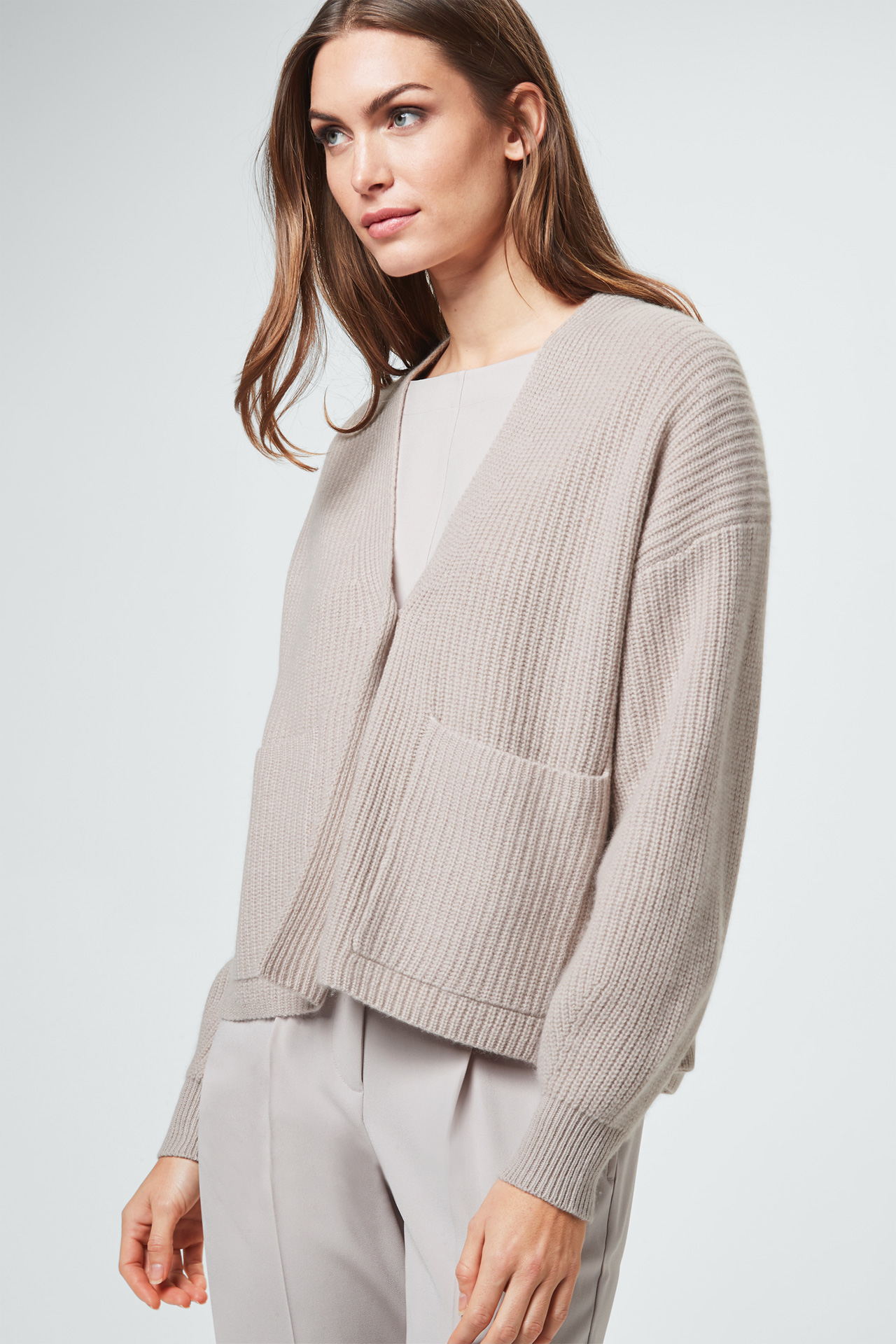 CashmereCardigan in Beige im windsor. OnlineStore