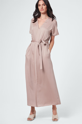 Maxi-Kleid mit Seide in Taupe-Beige