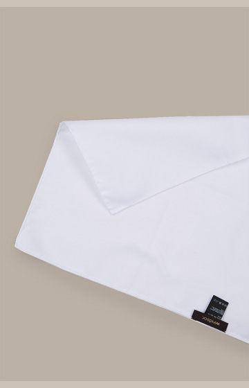 Breast pocket handkerchief in white