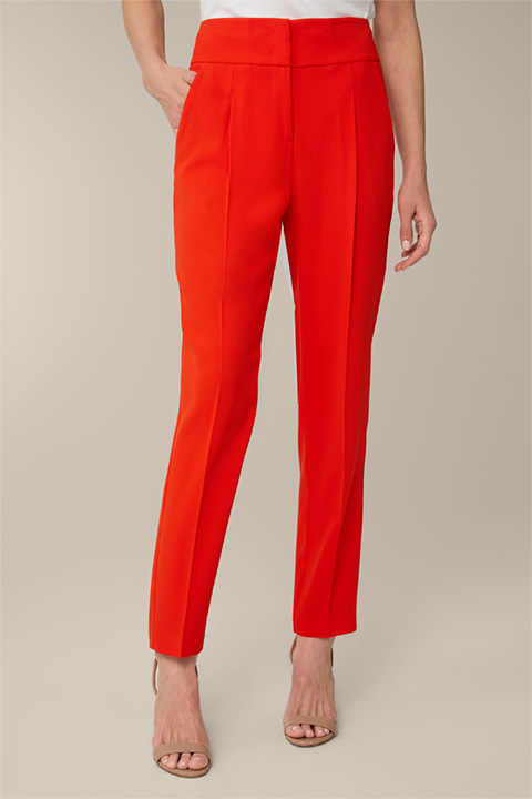 Crêpe Pleat-front Trousers in Red