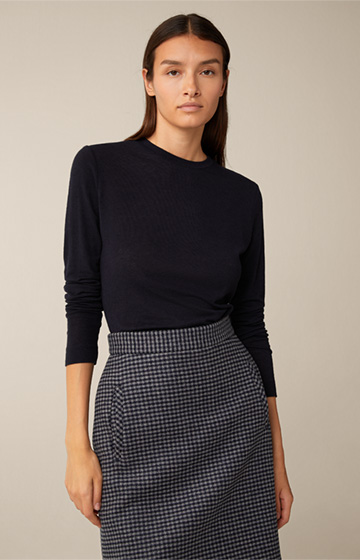 Lyocell-Wool Round Neck Pullover in Navy