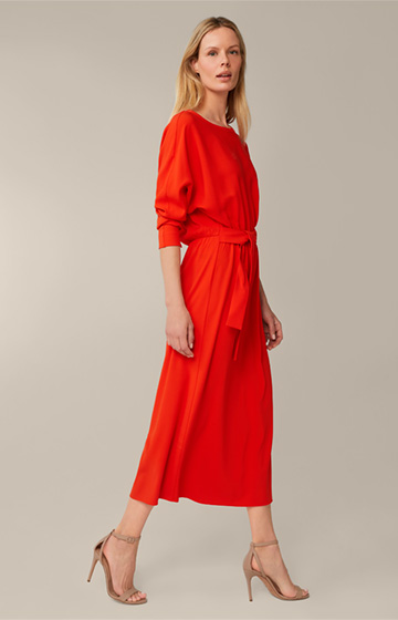 Cocktail-Crêpe-Kleid mit Bindegürtel in Rot