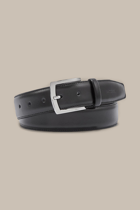Black leather belt